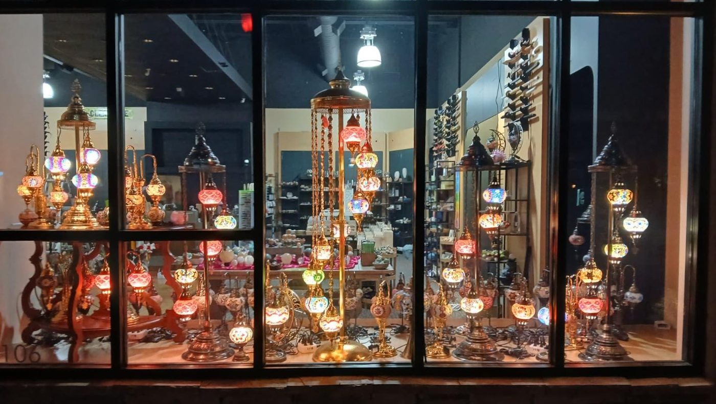 Elegant Stone — store atmosphere and products
